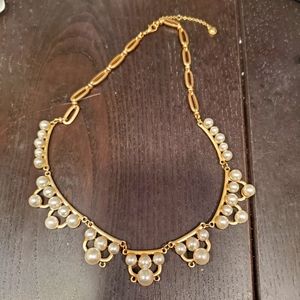 Gold and Pearl necklace